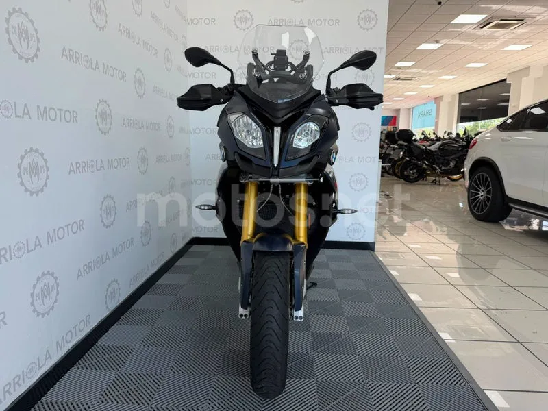 BMW S 1000 XR - Vista 4