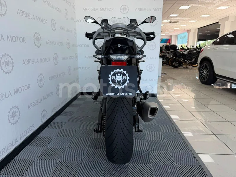 BMW S 1000 XR - Vista 8