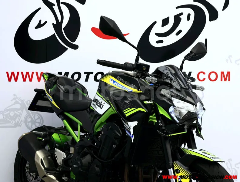 Kawasaki Z900 - Vista 4