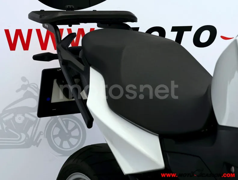 BMW F 900 XR - Vista 11