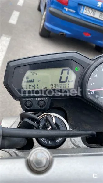 Yamaha FZ6 - Vista 3