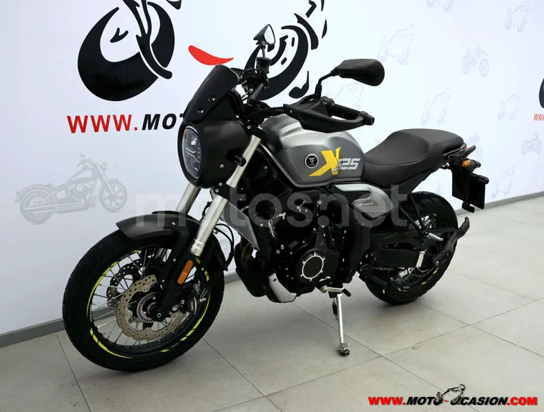Voge 525ACX - Vista 8