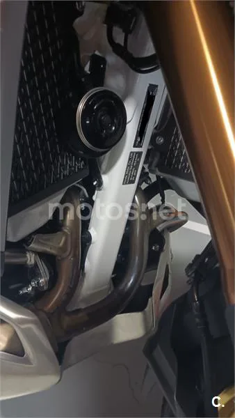 Honda CRF1100L Africa Twin - Vista 8
