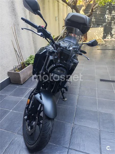 Honda CB125R 4250 € 2024 Madrid - 1