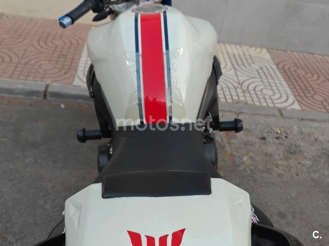 Yamaha FZ6 S2 - Vista 4