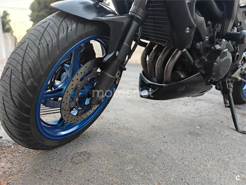 Yamaha FZ6 S2 - Vista 7