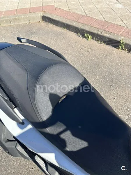 Honda Forza 125 - Vista 7