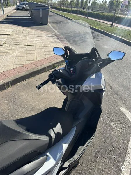 Honda Forza 125 - Vista 9