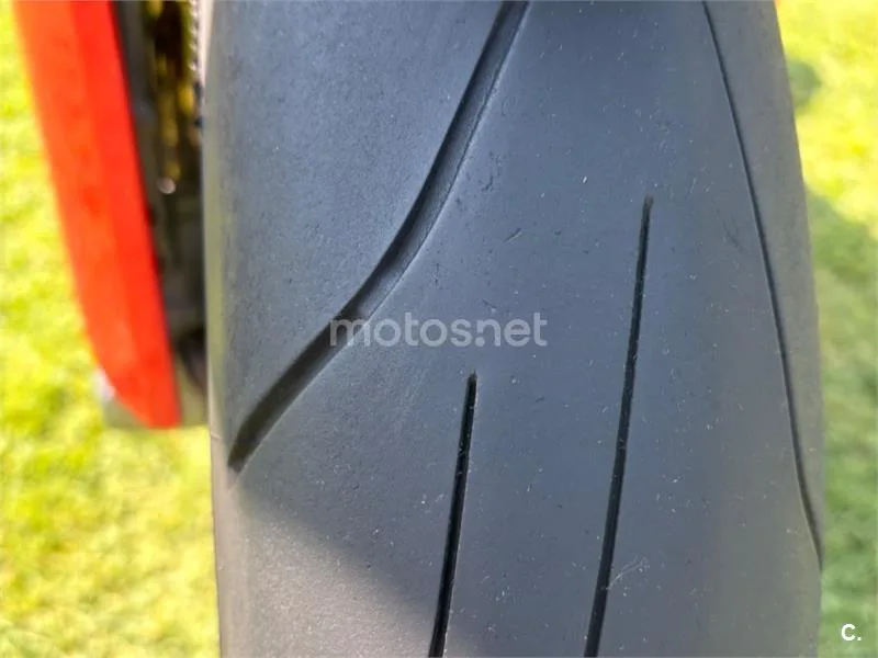 Ducati SuperSport - Vista 6