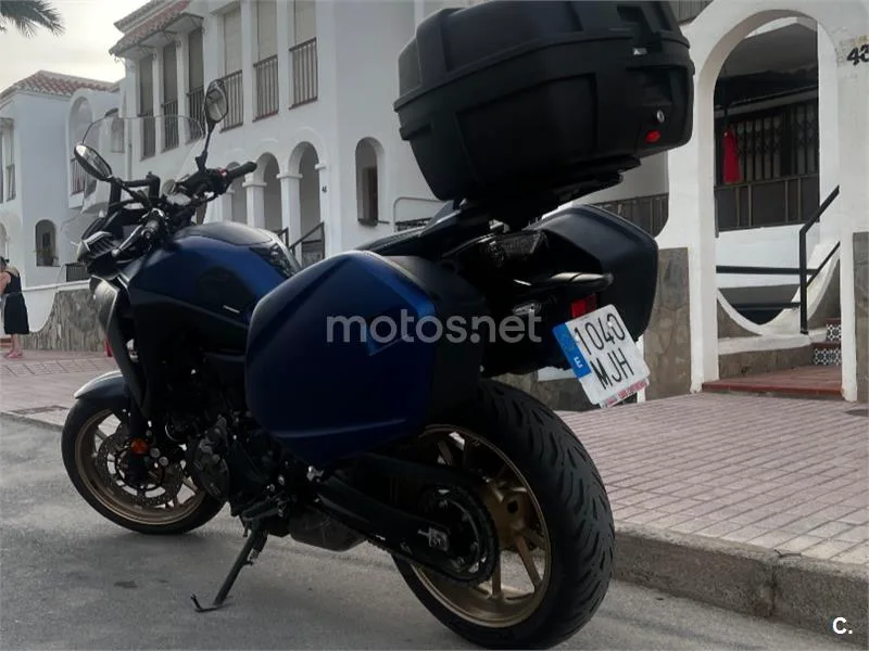 Yamaha Tracer 7 - Vista 7
