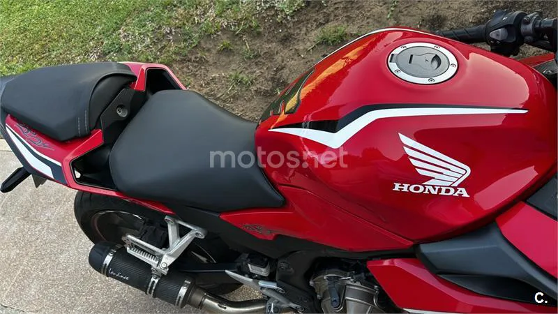 Honda CBR500R - Vista 8