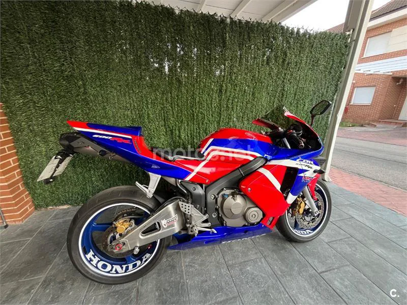 Honda CBR600RR - Vista 6