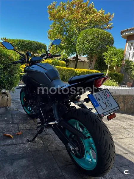 Yamaha MT-07 - Vista 6