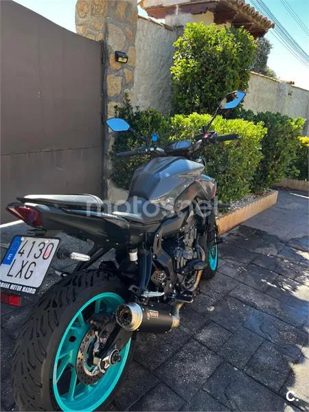 Yamaha MT-07 - Vista 7