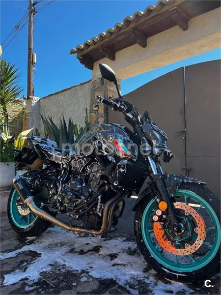 Yamaha MT-07 - Vista 8