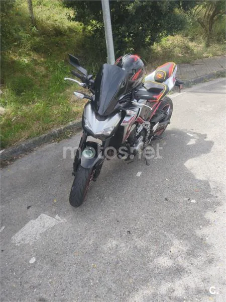 Kawasaki Z900 - Vista 4