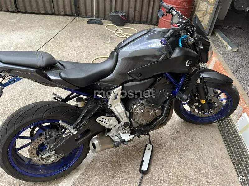 Yamaha MT-07 - Vista 4