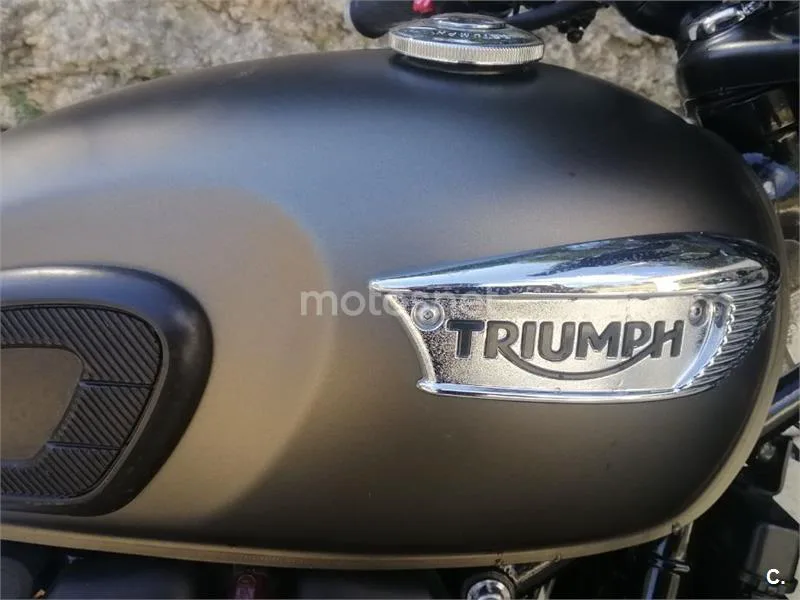 Triumph Bonneville T100 - Vista 6