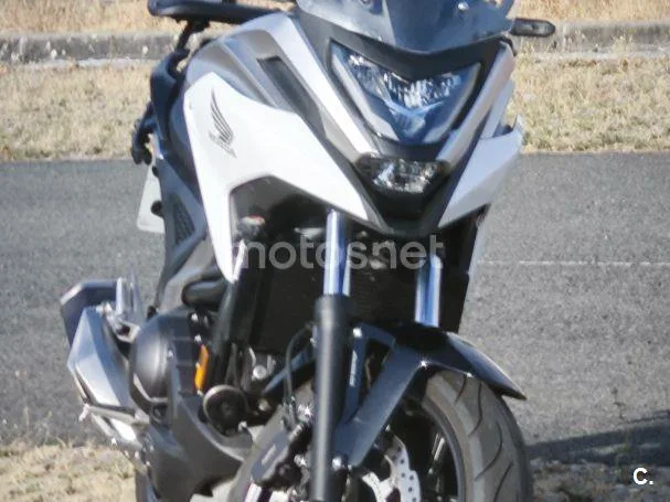 Honda NC750X - Vista 12