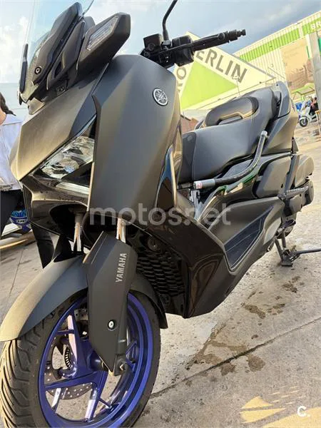 Yamaha XMAX 125 - Vista 6