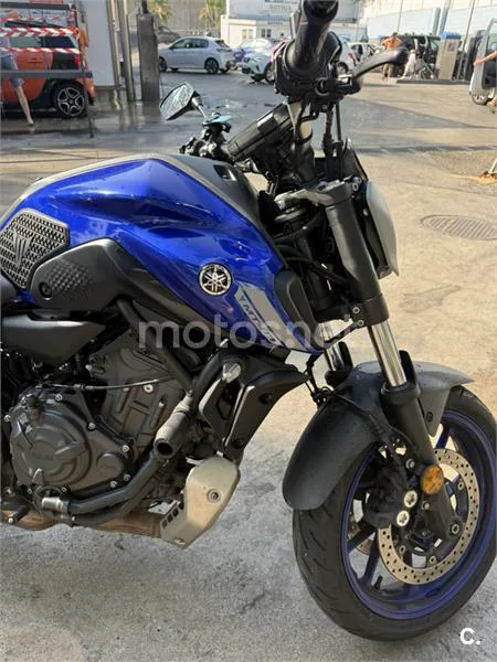 Yamaha MT-07 - Vista 4
