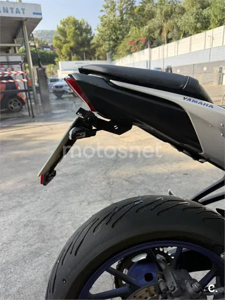 Yamaha MT-07 - Vista 9