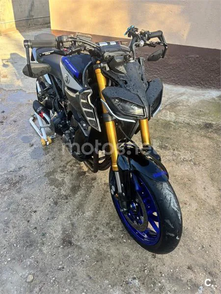Yamaha MT-09 - Vista 3