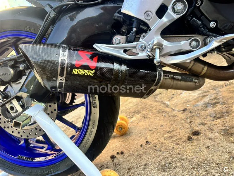 Yamaha MT-09 - Vista 10