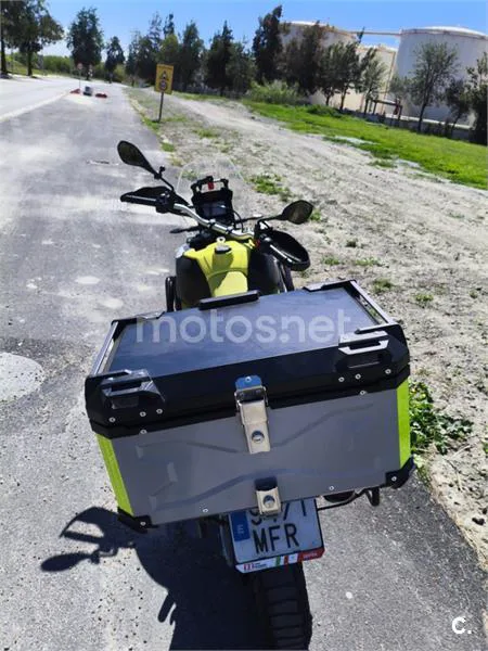 Aprilia Tuareg 660 - Vista 4