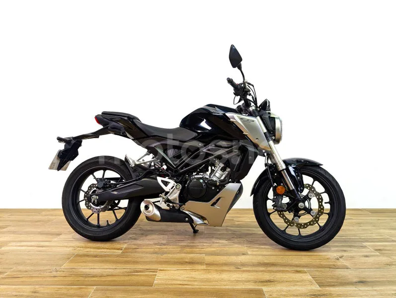 Honda CB125R 3290 € 2020 Barcelona - 2