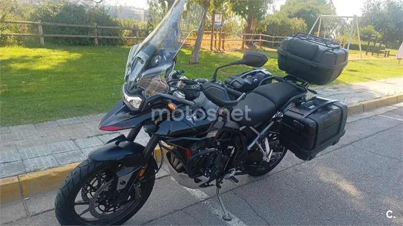 Triumph Tiger 900 - Vista 3