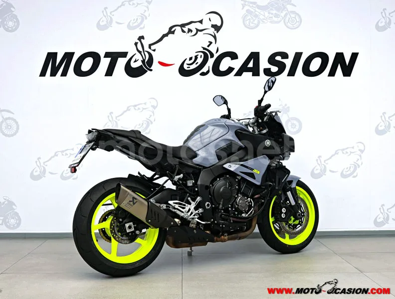 Yamaha MT-10 - Vista 3