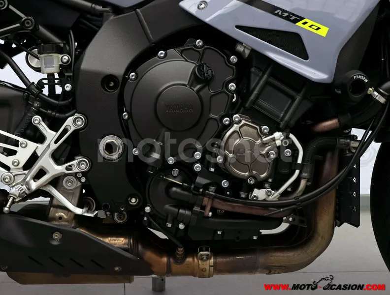 Yamaha MT-10 - Vista 5