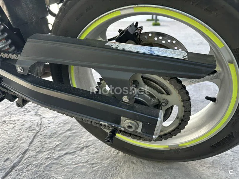 Suzuki V-Strom 650 - Vista 4