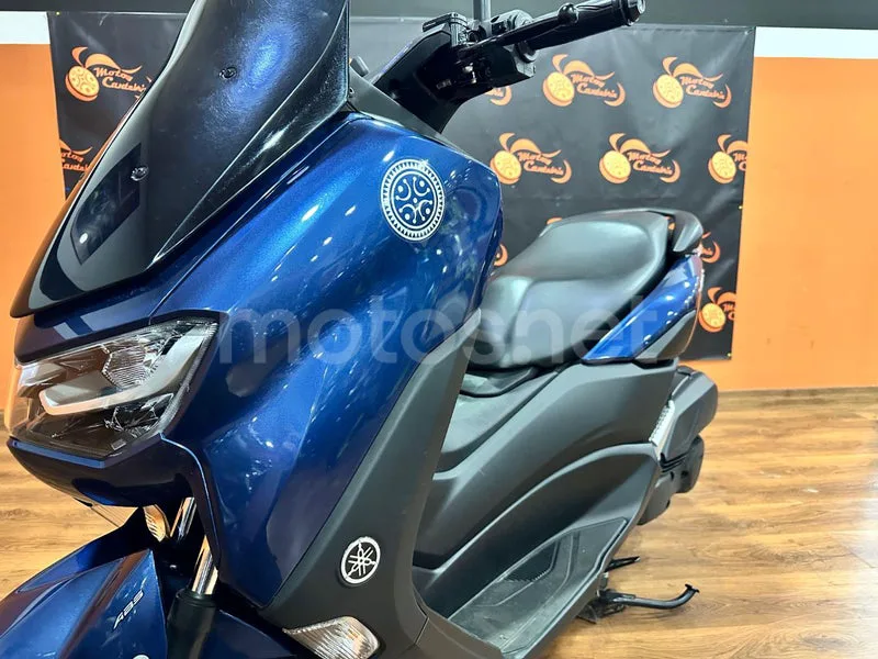 Yamaha NMAX - Vista 5