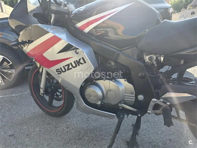 Suzuki GS500F 1100 € 2006 Madrid - 2