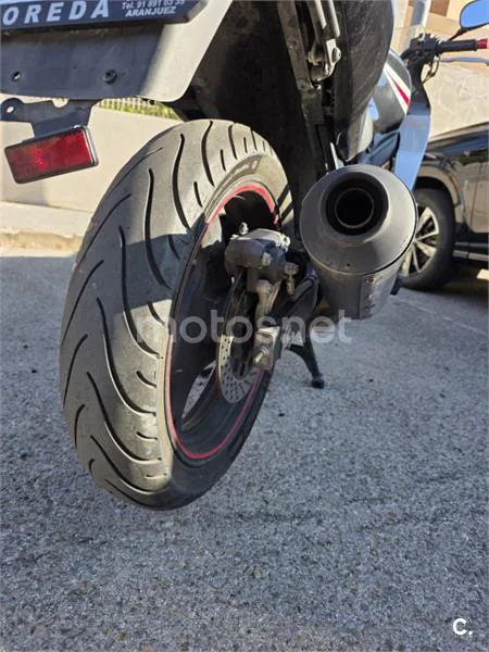 Suzuki GS500F - Vista 8