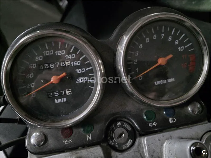 Suzuki GS500F - Vista 9