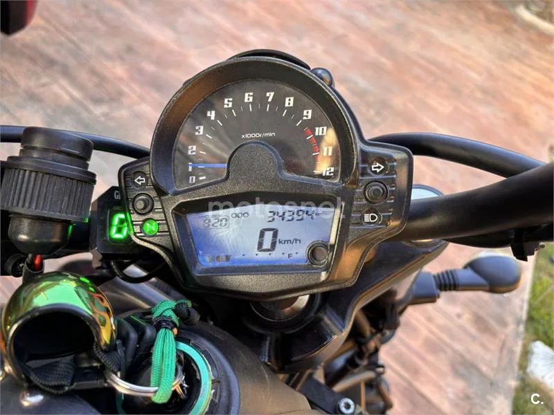 Kawasaki Vulcan S - Vista 7