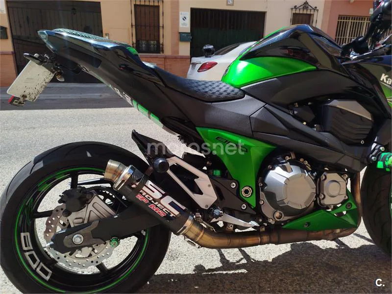 Kawasaki Z800 - Vista 3