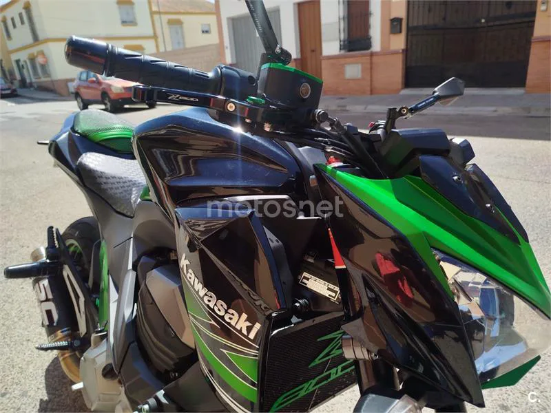 Kawasaki Z800 - Vista 5