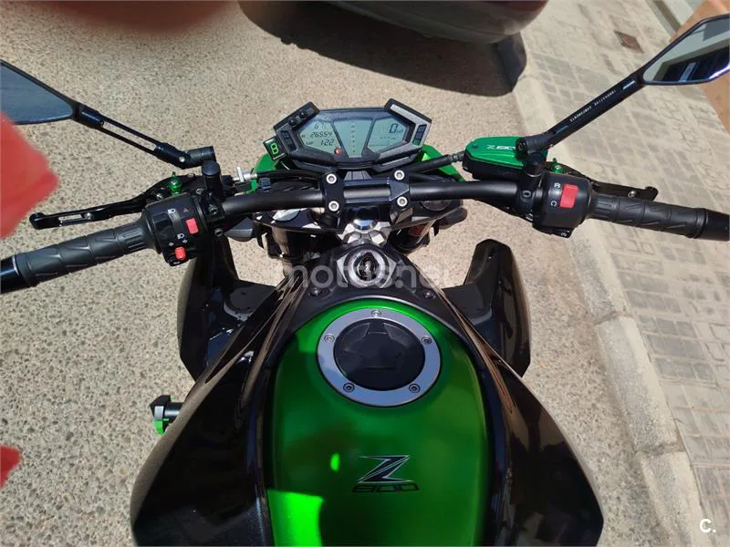 Kawasaki Z800 - Vista 7
