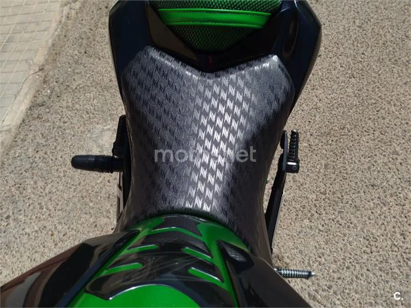 Kawasaki Z800 - Vista 9