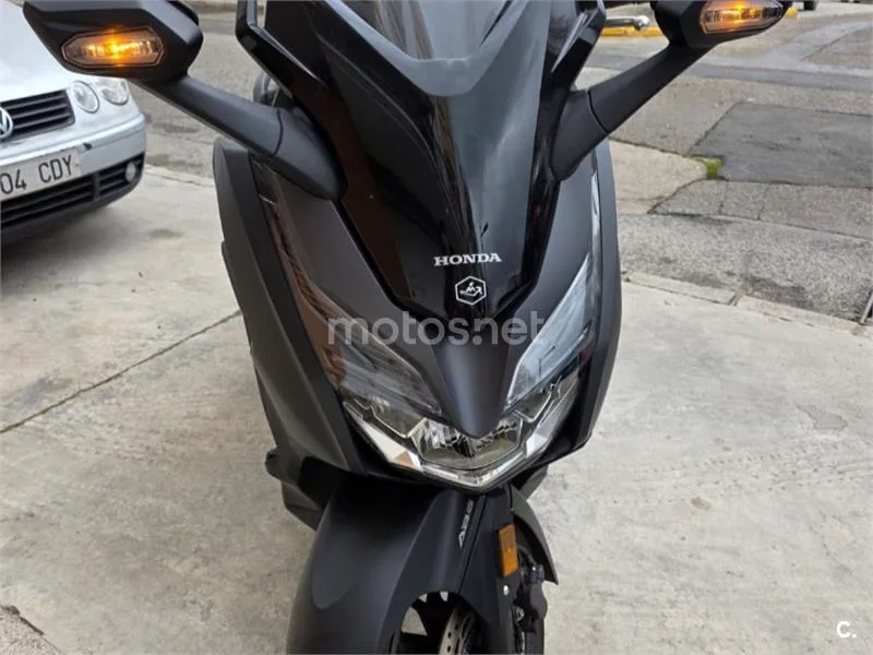 Honda Forza 125 - Vista 6