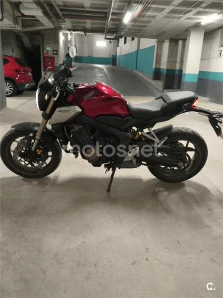 Honda CB650R - Vista 3