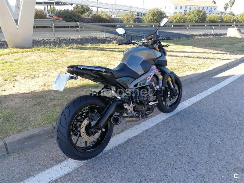 Yamaha MT-09 - Vista 5