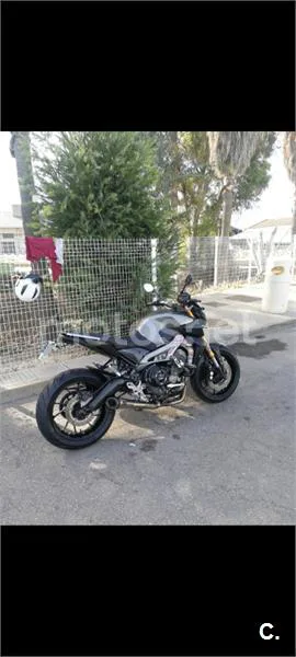 Yamaha MT-09 - Vista 10
