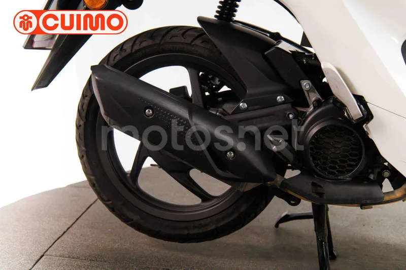 Honda Vision 110 - Vista 15