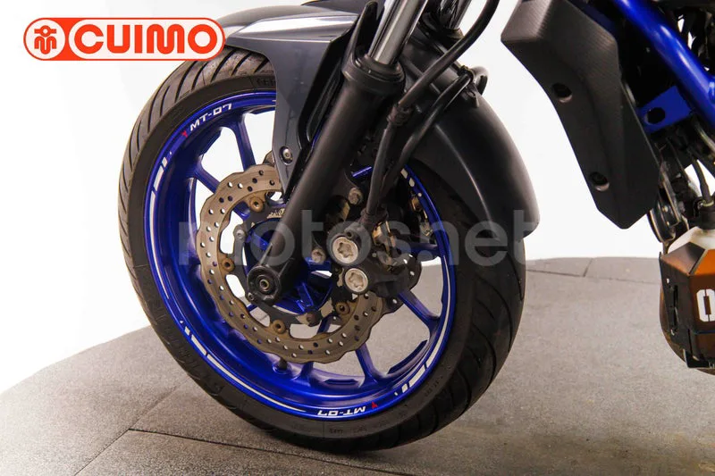 Yamaha MT-07 - Vista 25