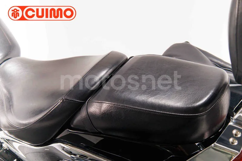 Suzuki Intruder M800 - Vista 23